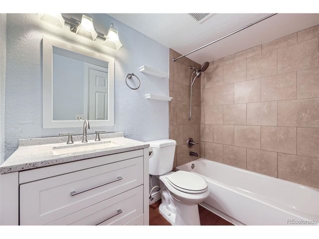 608 Pheasant View Dr, Frederick, CO 80530
