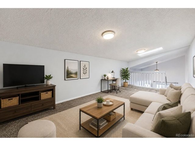 608 Pheasant View Dr, Frederick, CO 80530