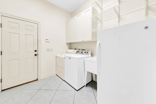 419 Pelican Circle, Seacrest, FL 32461