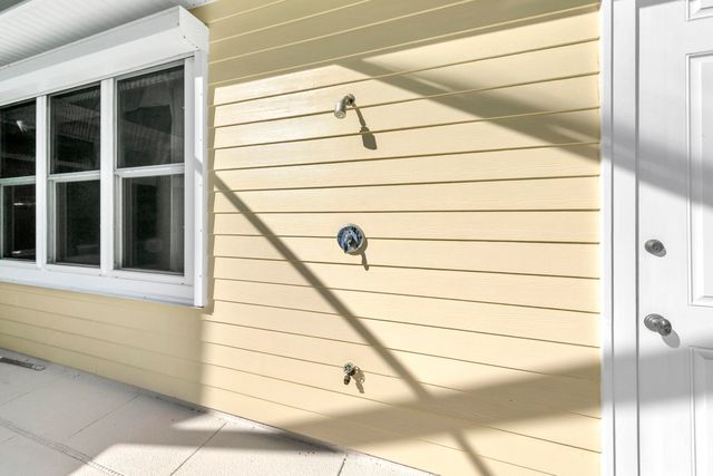 419 Pelican Circle, Seacrest, FL 32461