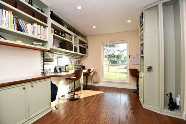 9102 Meaux Drive, Houston, TX 77031