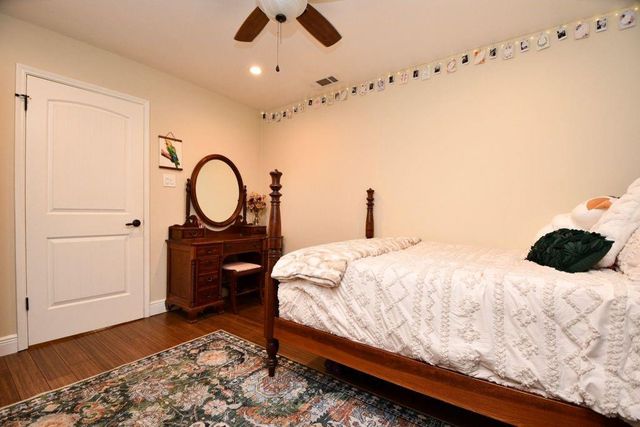 9102 Meaux Drive, Houston, TX 77031
