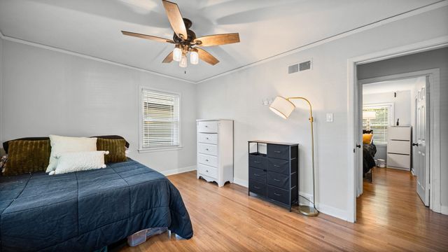 1123 S PERKINS RD, Memphis, TN 38117