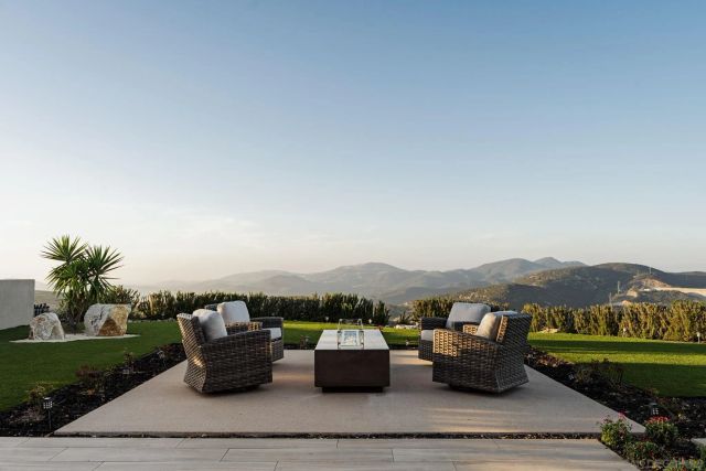 18238 Avenida Apice, San Diego, CA 92067