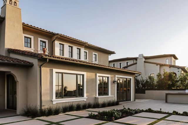 18238 Avenida Apice, San Diego, CA 92067