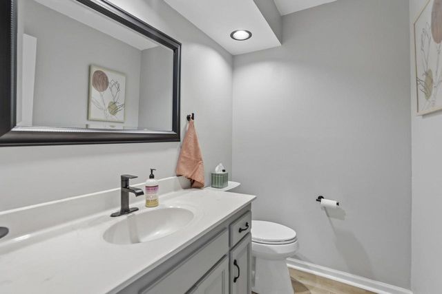 5220 Scenic Ridge Trail, Middleton, WI 53562