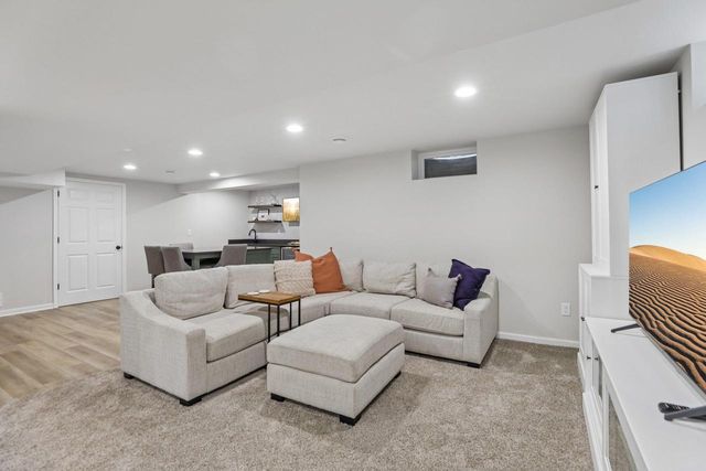 5220 Scenic Ridge Trail, Middleton, WI 53562