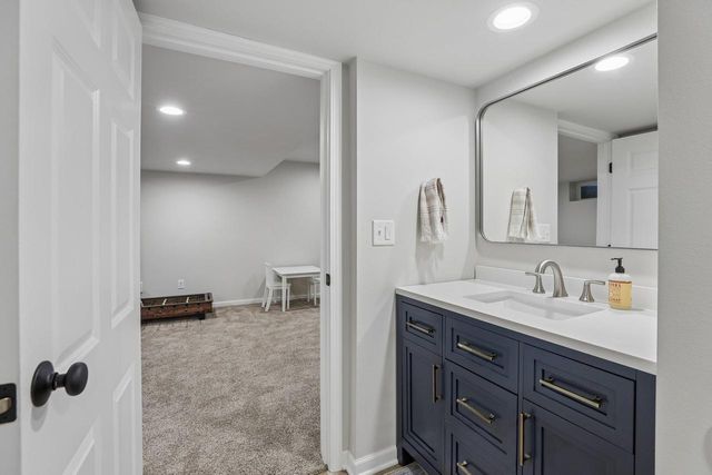 5220 Scenic Ridge Trail, Middleton, WI 53562