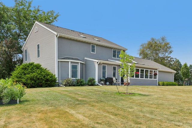 5220 Scenic Ridge Trail, Middleton, WI 53562