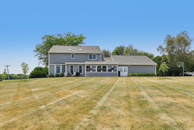 5220 Scenic Ridge Trail, Middleton, WI 53562