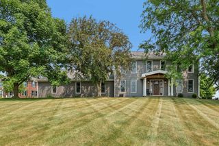 5220 Scenic Ridge Trail, Middleton, WI 53562