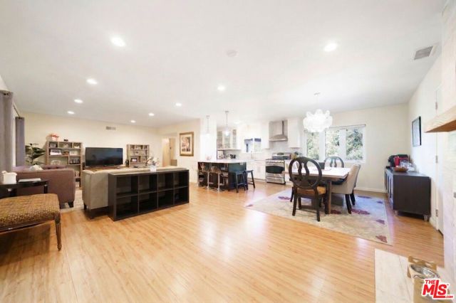 5532 Ocean View Boulevard, La Canada Flintridge, CA 91011