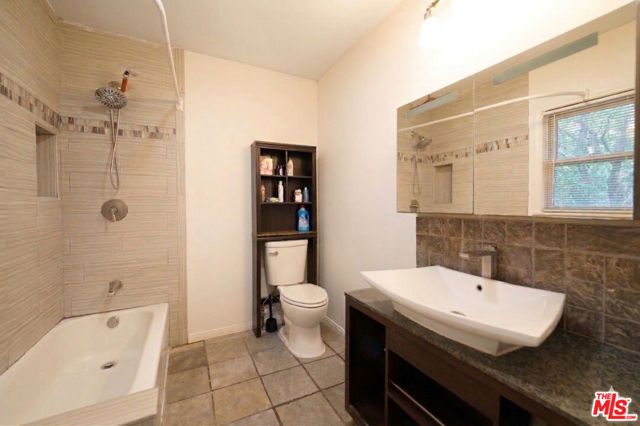 5532 Ocean View Boulevard, La Canada Flintridge, CA 91011