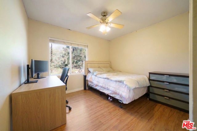 5532 Ocean View Boulevard, La Canada Flintridge, CA 91011