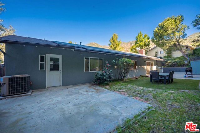 5532 Ocean View Boulevard, La Canada Flintridge, CA 91011