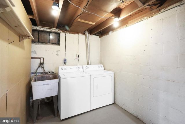 821 BELLEFONTE AVE, Reading, PA 19607