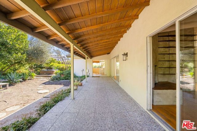 1362 Marinette Road, Pacific Palisades, CA 90272