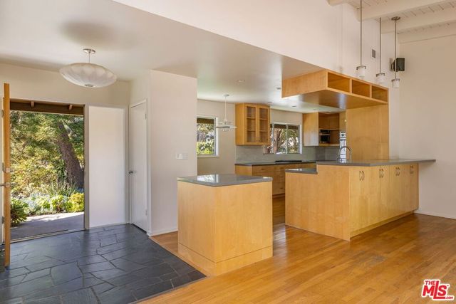 1362 Marinette Road, Pacific Palisades, CA 90272