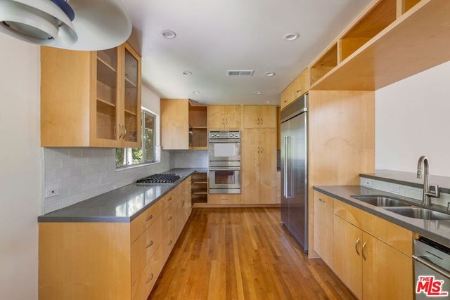 1362 Marinette Road, Pacific Palisades, CA 90272