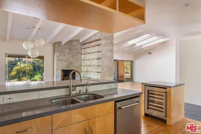 1362 Marinette Road, Pacific Palisades, CA 90272