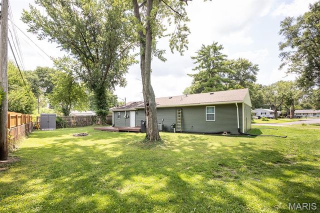 7 Jennine Drive, Belleville, IL 62226
