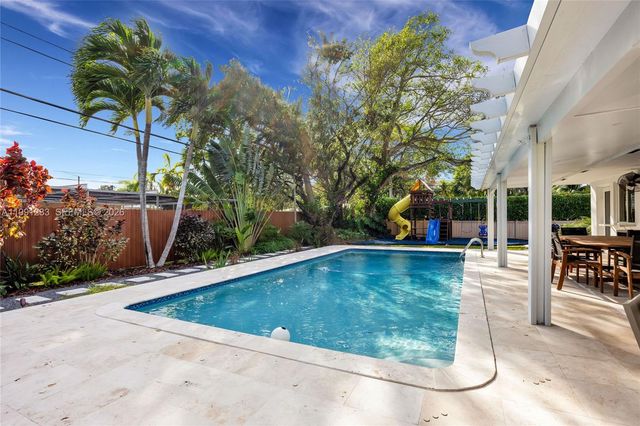 6440 SW 63rd Ter 0, South Miami, FL 33143