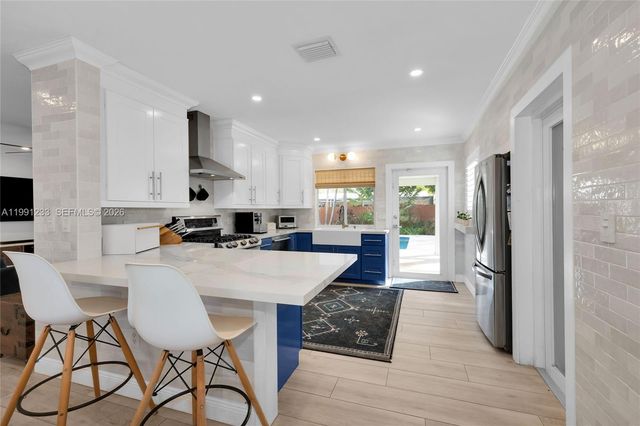 6440 SW 63rd Ter 0, South Miami, FL 33143