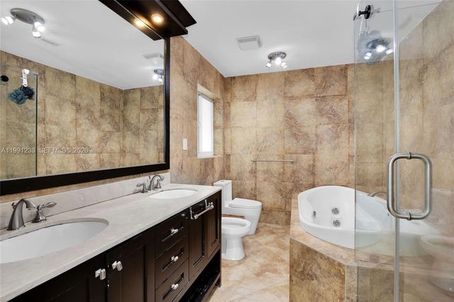 6440 SW 63rd Ter 0, South Miami, FL 33143