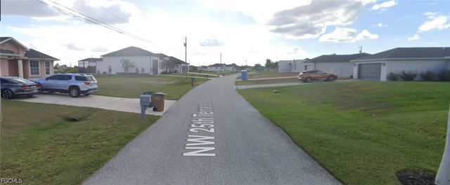 520 NW 25th TER, Cape Coral, FL 33993