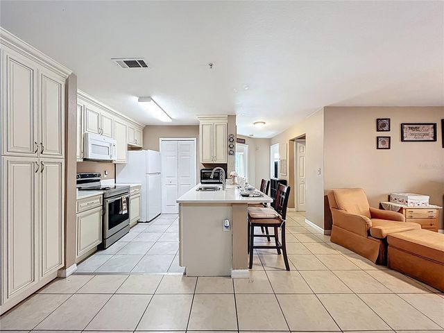 5471 VINELAND ROAD 7109, Orlando, FL 32811