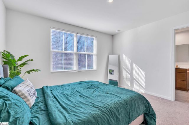 31 Tidworth Drive, Greer, SC 29651