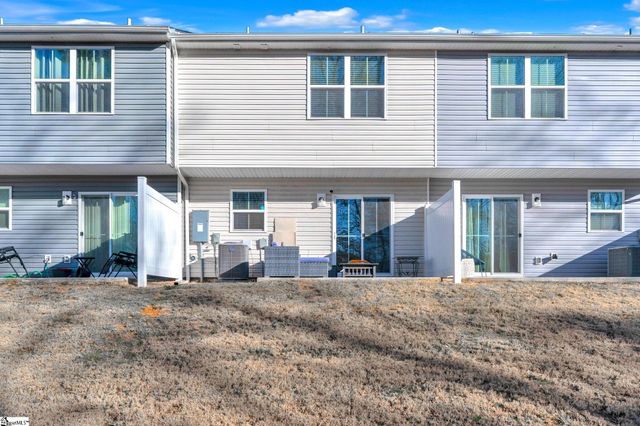 31 Tidworth Drive, Greer, SC 29651