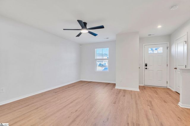 31 Tidworth Drive, Greer, SC 29651