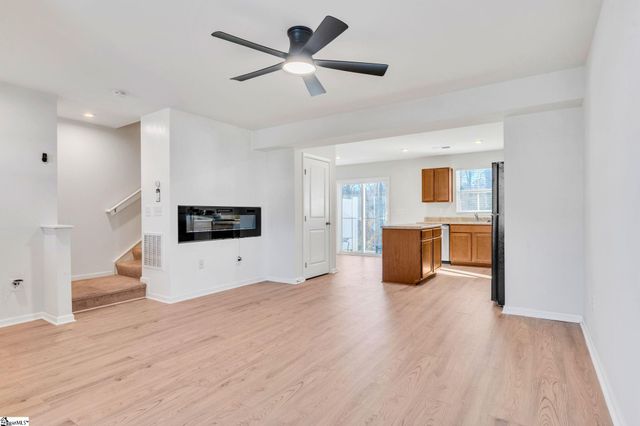 31 Tidworth Drive, Greer, SC 29651