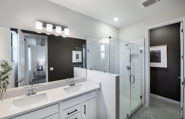 4328 Efendi Drive Latitude 40-32, Lantana, FL 33462