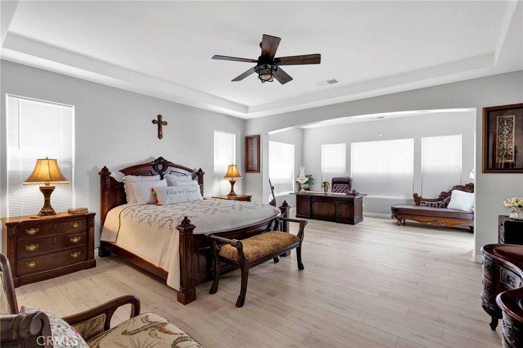 Image 24 of property listing at 19277 Stratford Way, Apple Valley, CA 92308