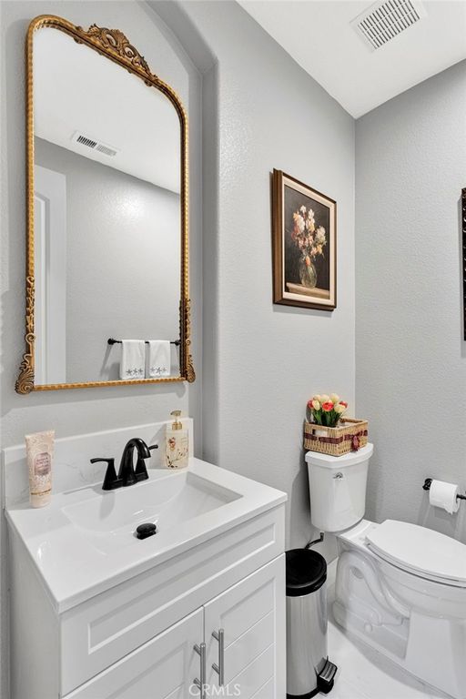 Image 34 of property listing at 19277 Stratford Way, Apple Valley, CA 92308