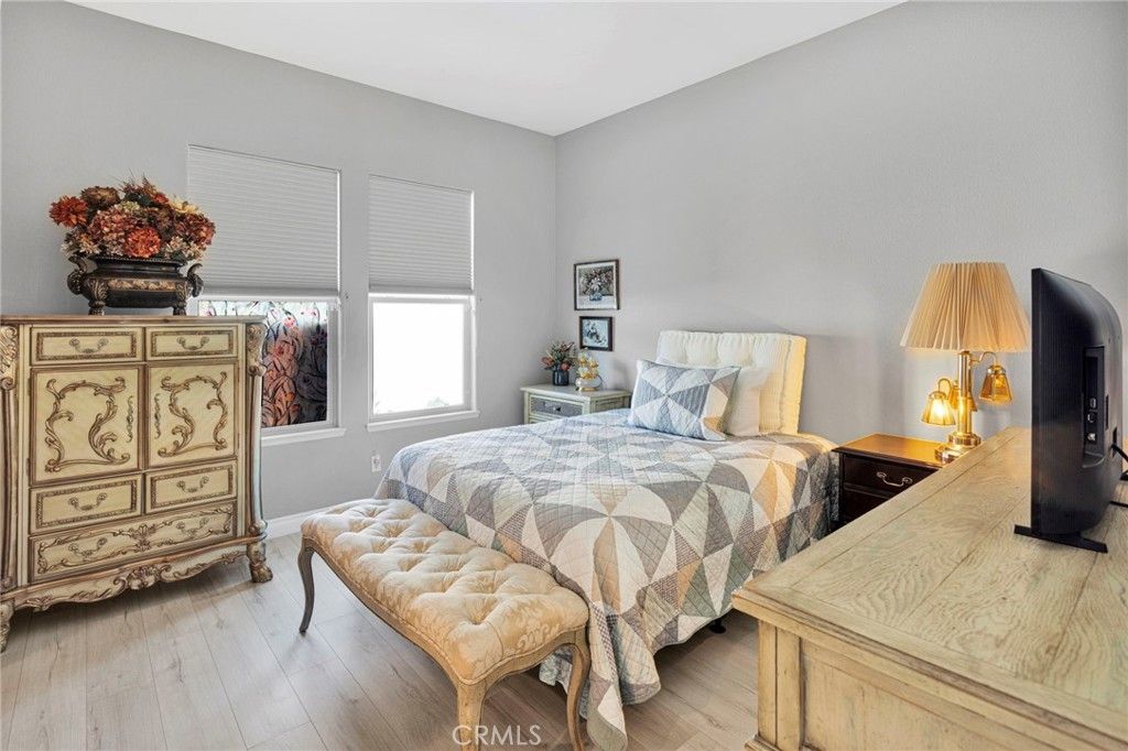 Image 36 of property listing at 19277 Stratford Way, Apple Valley, CA 92308