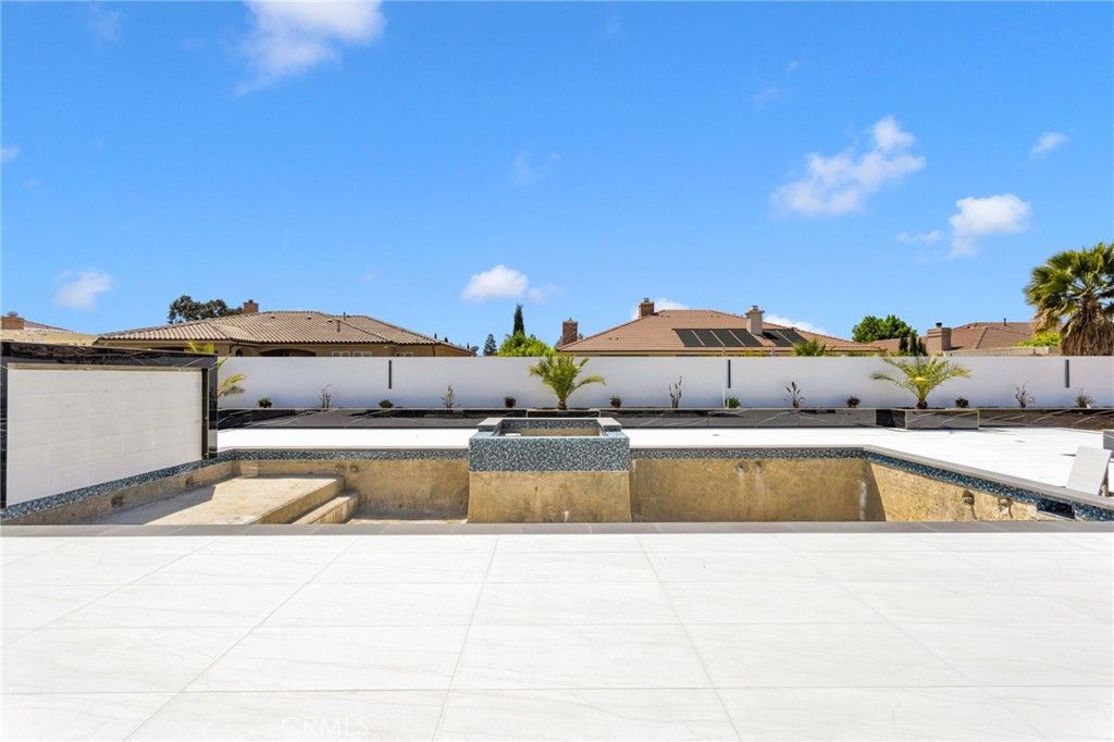 Image 43 of property listing at 19277 Stratford Way, Apple Valley, CA 92308