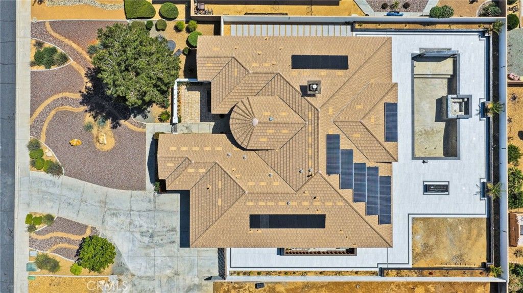 Image 58 of property listing at 19277 Stratford Way, Apple Valley, CA 92308