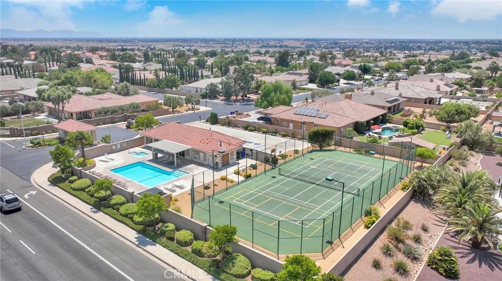 Image 64 of property listing at 19277 Stratford Way, Apple Valley, CA 92308