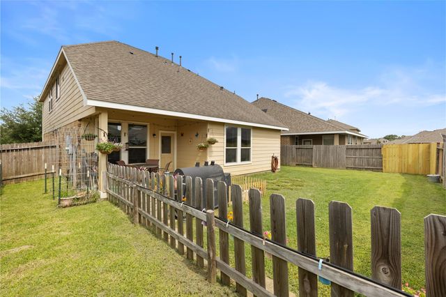 13610 Spectacled Bear Lane, Crosby, TX 77532