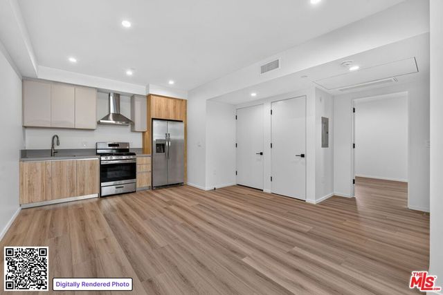 1853 12th Street F, Santa Monica, CA 90404