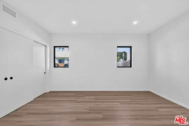 1853 12th Street F, Santa Monica, CA 90404