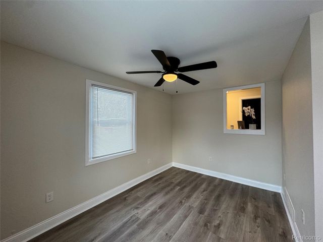 20830 Montrose, Warren, MI 48089