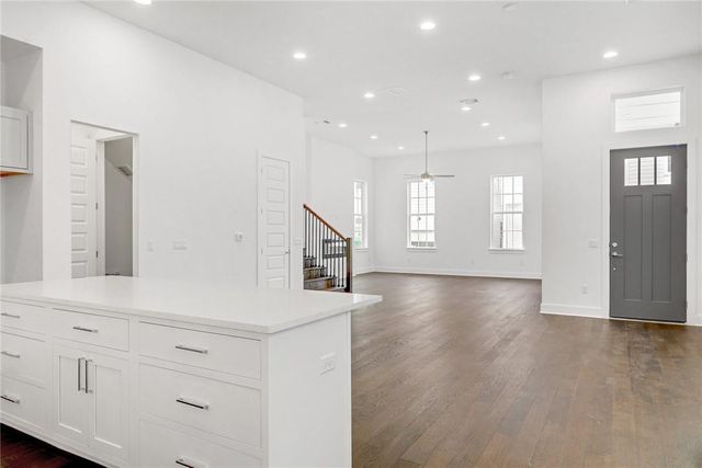 4502 Grassland DR, Austin, TX 78723