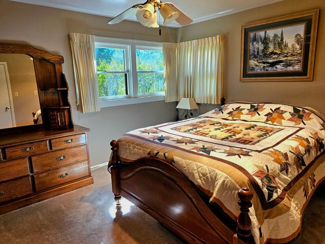 45695 Lauri Lane, Oakhurst, CA 93644