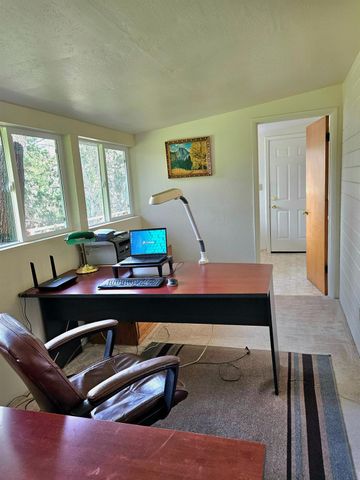 45695 Lauri Lane, Oakhurst, CA 93644