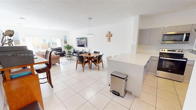 20453 NW 15th Ave 2, Miami Gardens, FL 33169