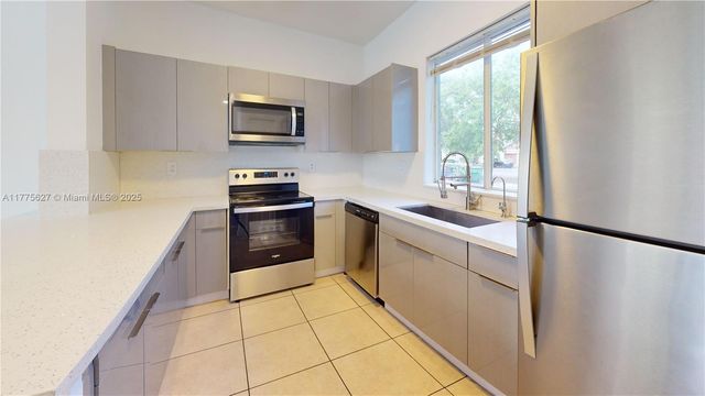 20453 NW 15th Ave 2, Miami Gardens, FL 33169